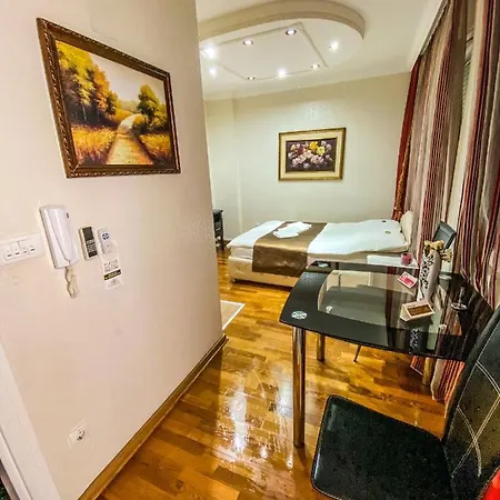 Casa Di Lusso Iii Belgrade